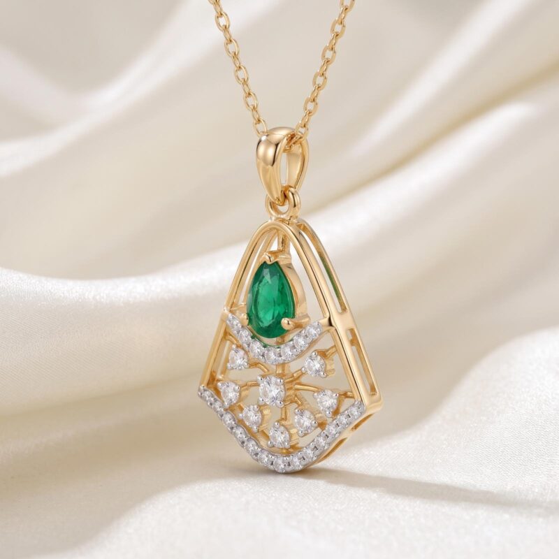 Premium Natural Emerald & Diamond Jewellery Crafted in 18K Gold