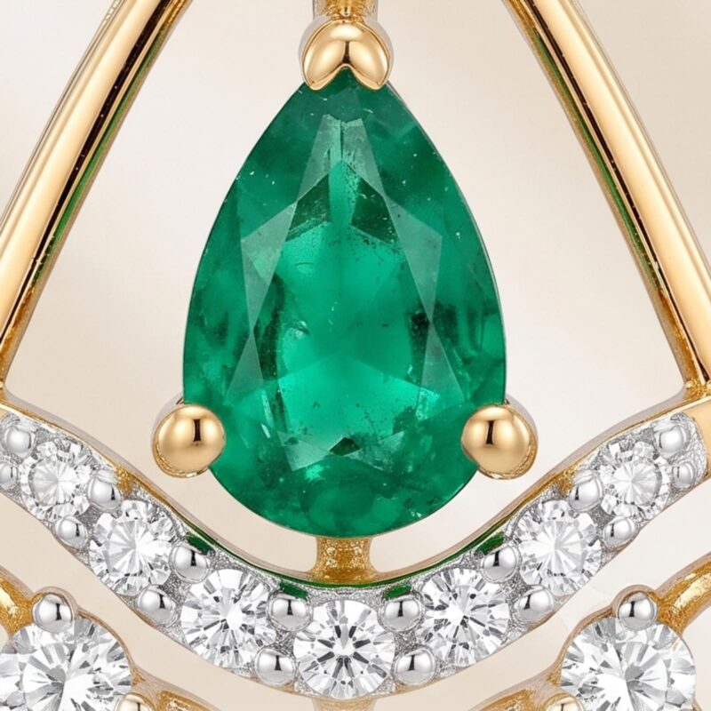 Alternative view of Premium Natural Emerald & Diamond Jewellery Crafted in 18K Gold