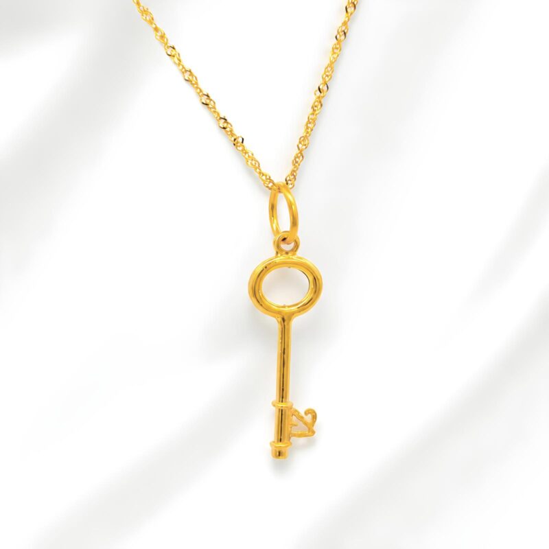 Discover the Charms of 21kt Gold Necklaces