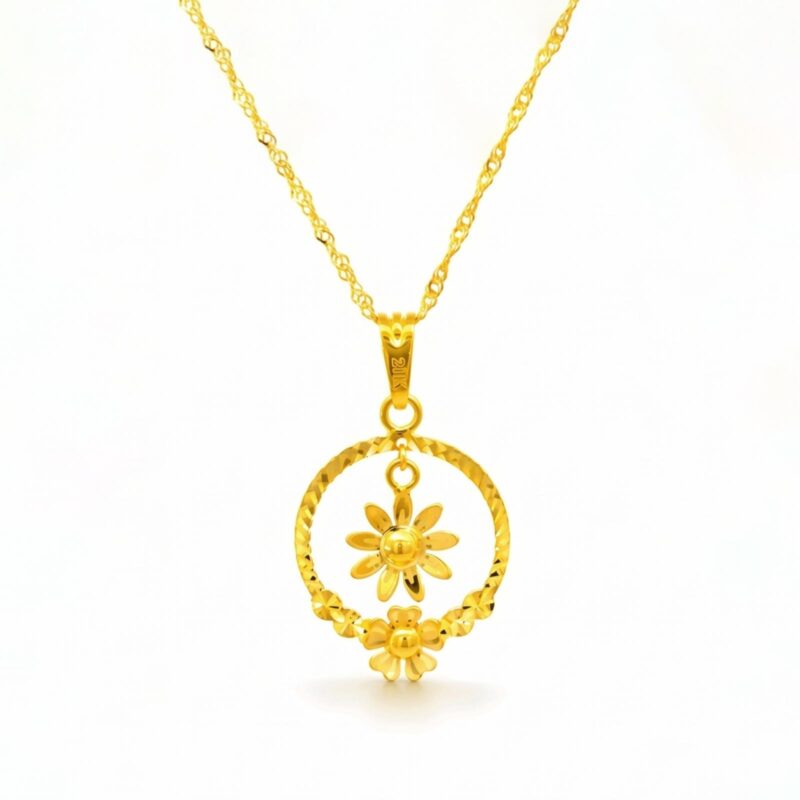 A Showcase of 21kt Gold Necklace