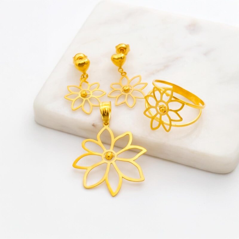 Exclusive 21K Gold Pendant Set Designed to Impress by Bafleh Jewellery