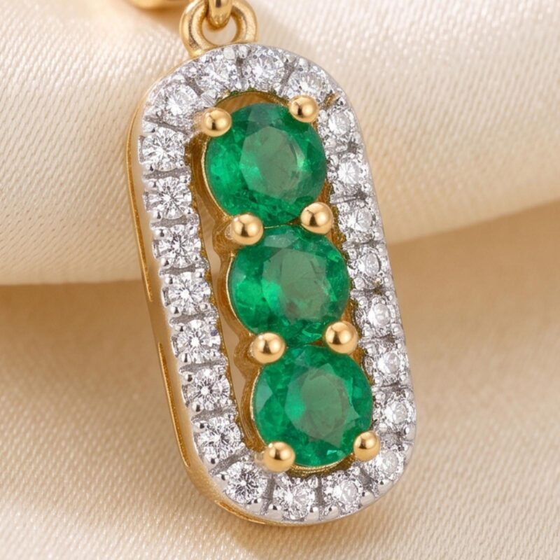 Alternative view of Natural Emerald and Diamond Earrings Jewellery Set in 18K Yellow Gold Elegant Fine Jewellery with Timeless Beauty and Luxury Craftsmanship by Bafleh Jewellery
