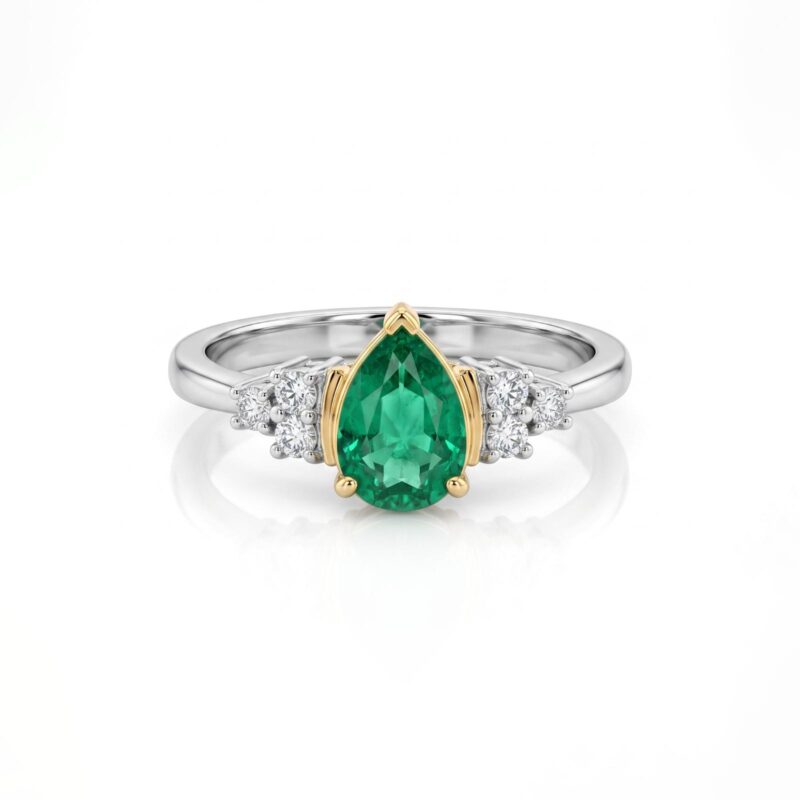 Alternative view of Natural Emerald & Natural Diamond Ring in 18K Gold | Bafleh Jewellery