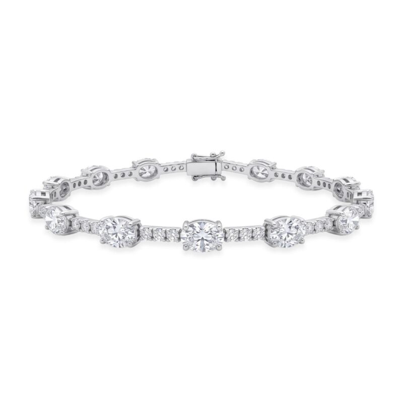 Elegant 18K Gold and Lab Grown Diamond Bracelet Featuring Brilliant Diamond Sparkle by Bafleh Jewellery