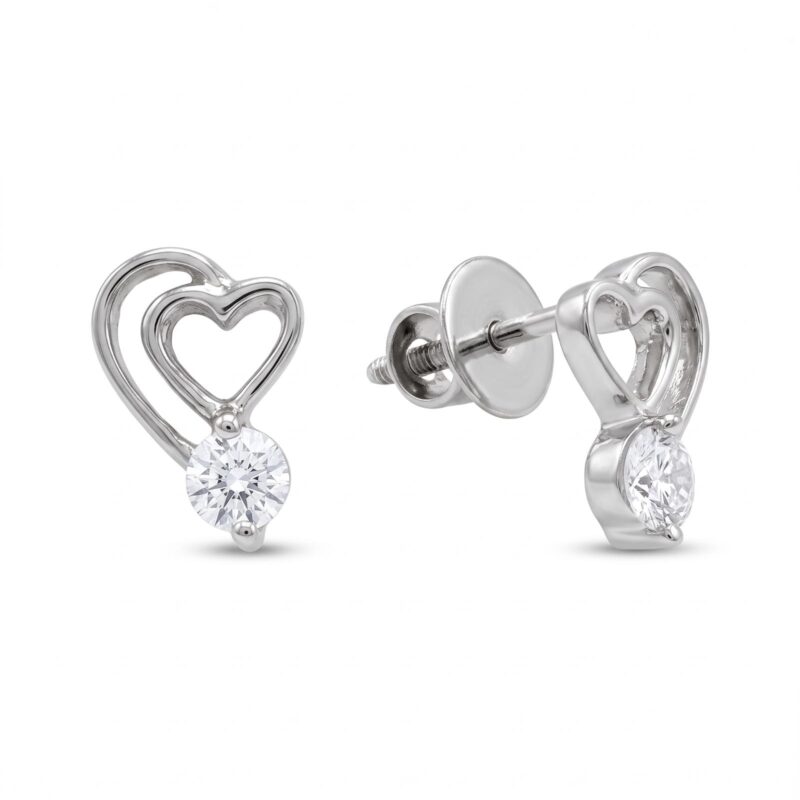 18K Gold Diamond Stud Earrings for Women Featuring Timeless Style and Sophisticated Diamond Elegance
