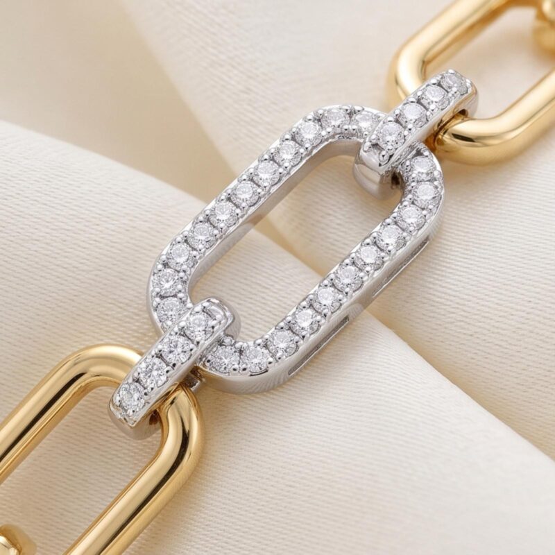 Alternative view of Premium 18K Gold and Diamond Bracelet Showcasing Timeless Beauty and Refined Luxury
