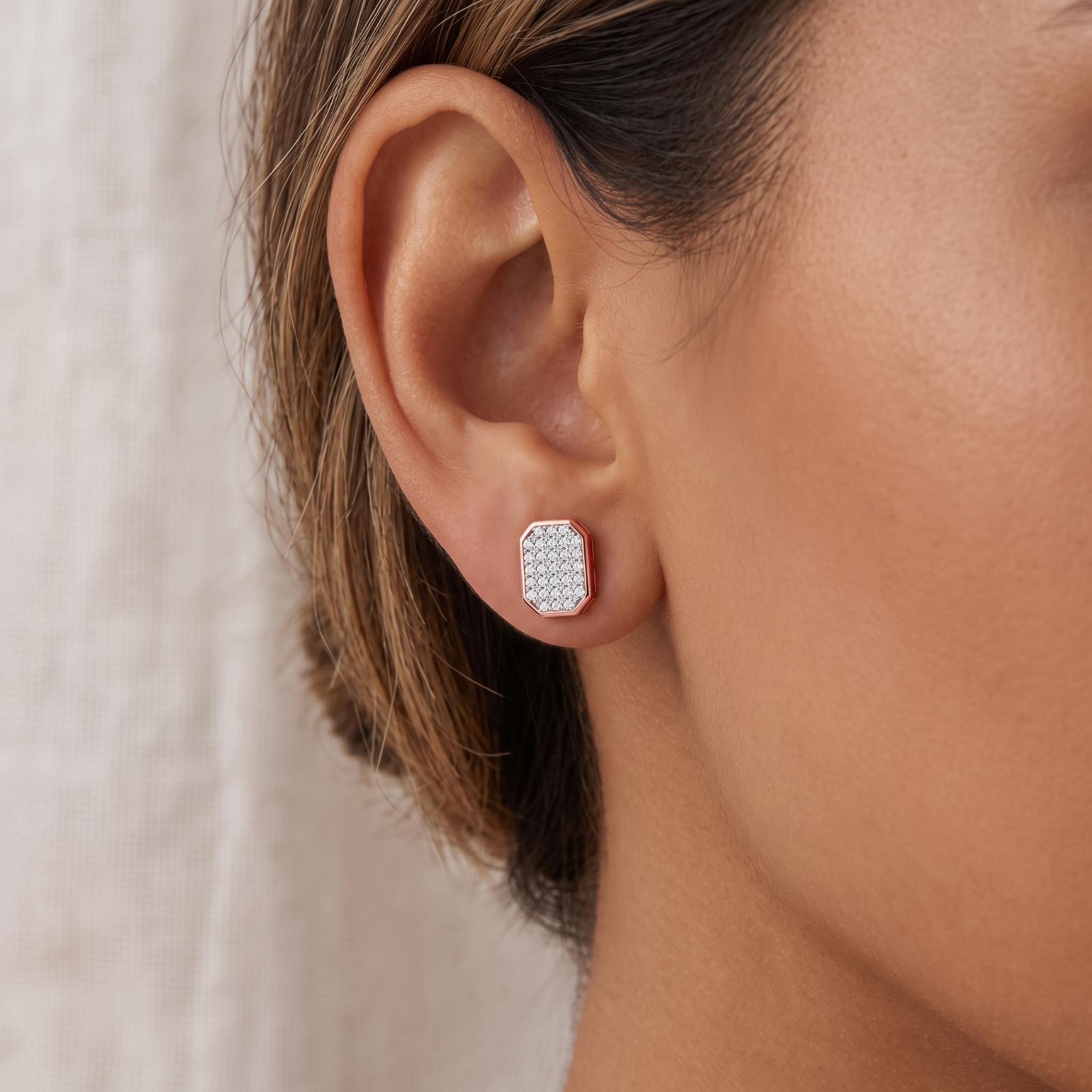 Exquisite 18K Gold Diamond Stud Earrings Designed to Add Timeless Sparkle and Elegance to Every Look - Image 3