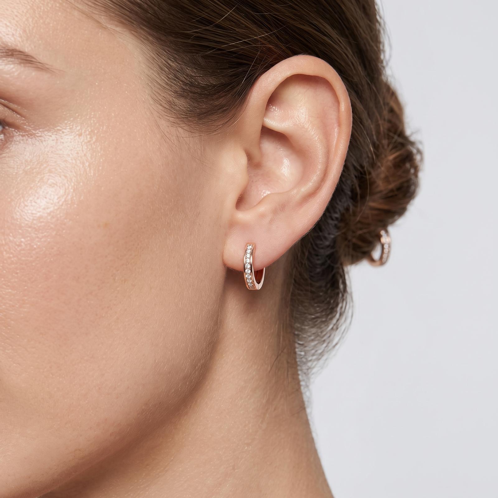 Beautiful 18K Gold & Diamond Earrings for Every Occasion - Image 3