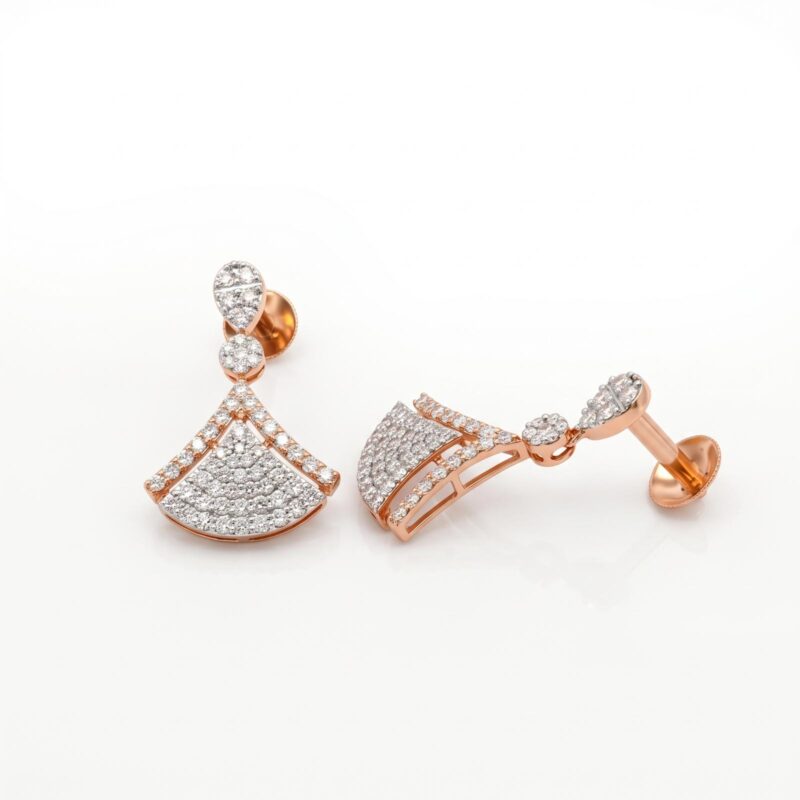 18K Gold Diamond Earrings with Brilliant Sparkle