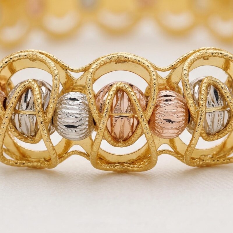 Alternative view of Exquisite 18K Gold Bangle Featuring a Graceful Design and Brilliant Gold Finish for Elegant Occasions