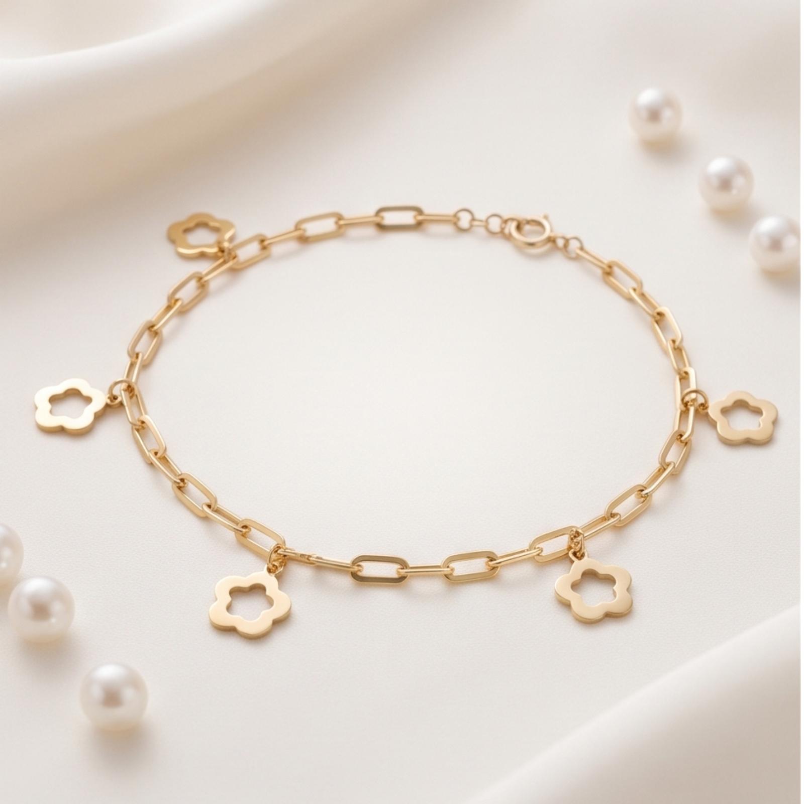 Beautiful Lightweight 18K Gold Bracelet Designed for Everyday Elegance at Bafleh Jewellery - Image 4