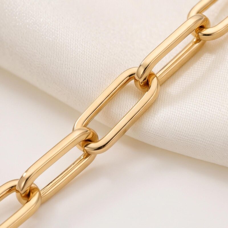 Alternative view of Luxury 18K Gold Men?s Chain by Bafleh Jewellery Featuring Fine Craftsmanship and Refined Golden Appeal