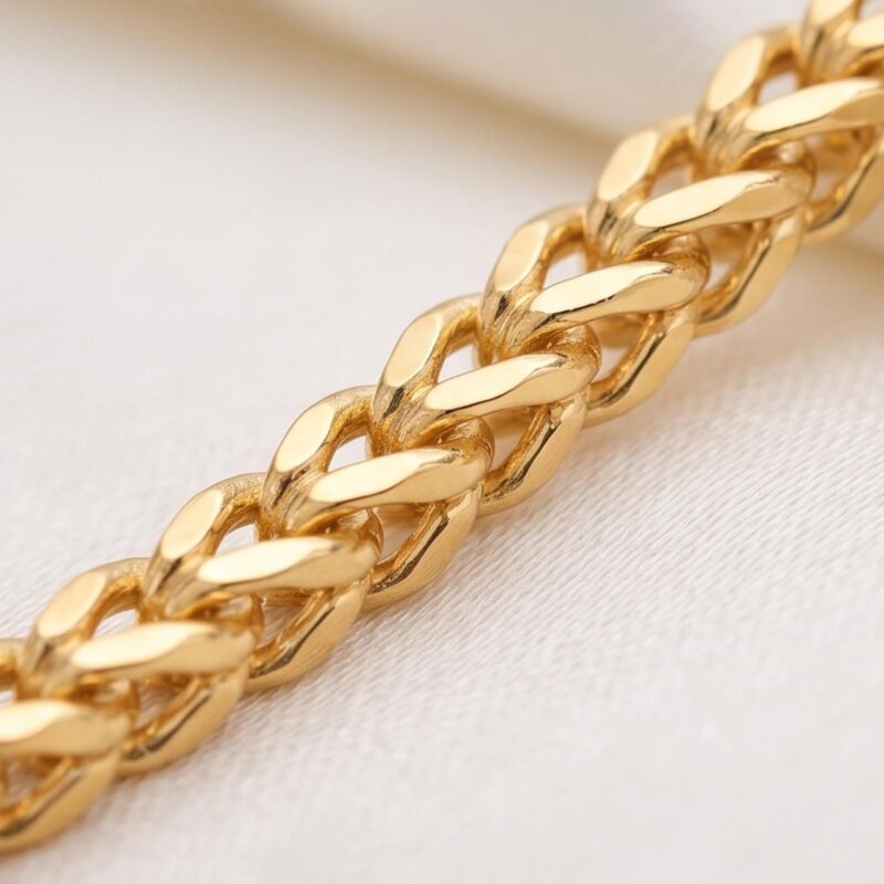 Alternative view of Timeless 18K Gold Men?s Chain from Bafleh Jewellery Perfectly Crafted for Elegant Occasions and Everyday Sophistication