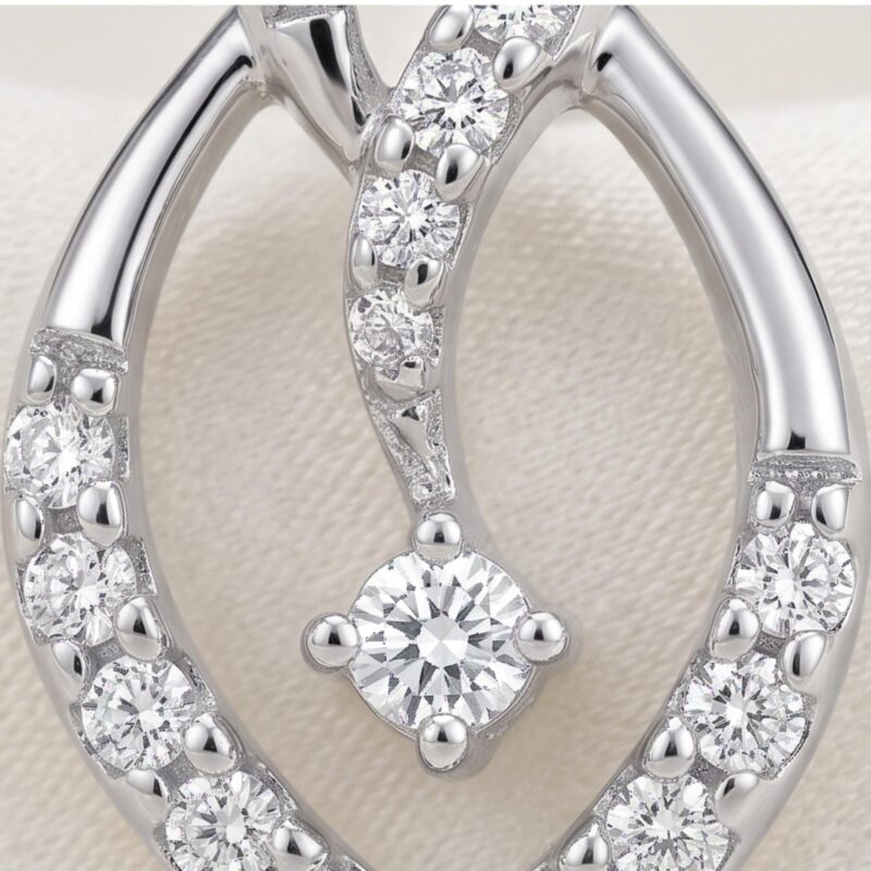 Alternative view of Beautiful 18K Gold Diamond Earrings