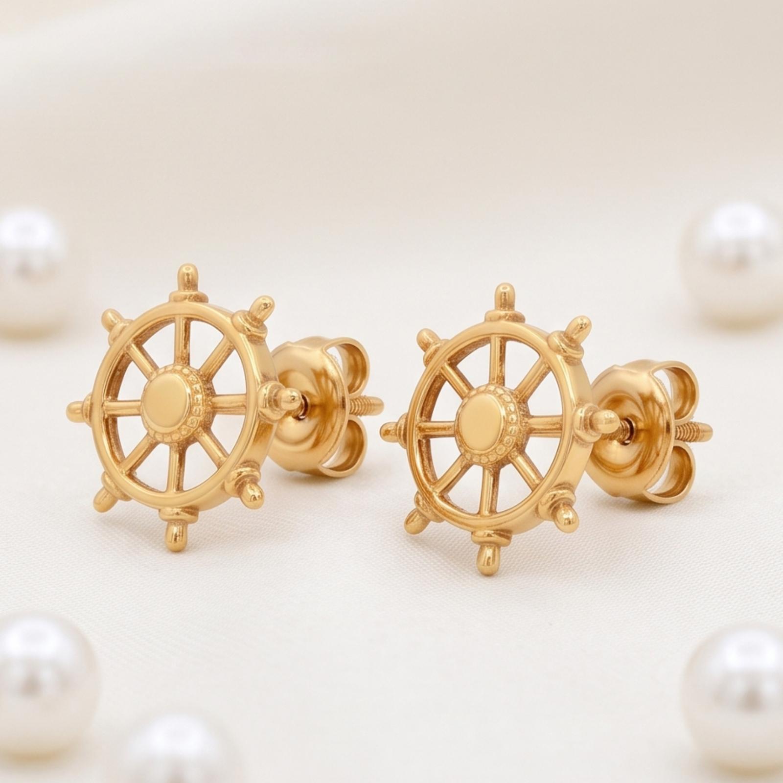 Buy 18K Gold Stud Earrings Online at Bafleh Jewellery - Image 4