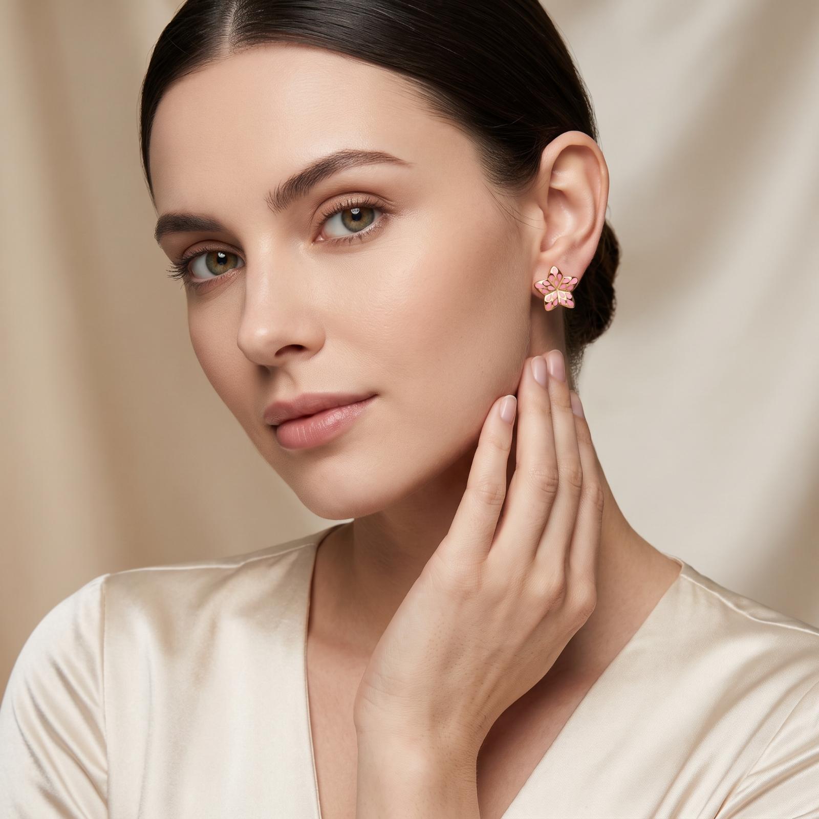 18K Gold Star Earrings Bringing Timeless Elegance to Every Look - Image 3