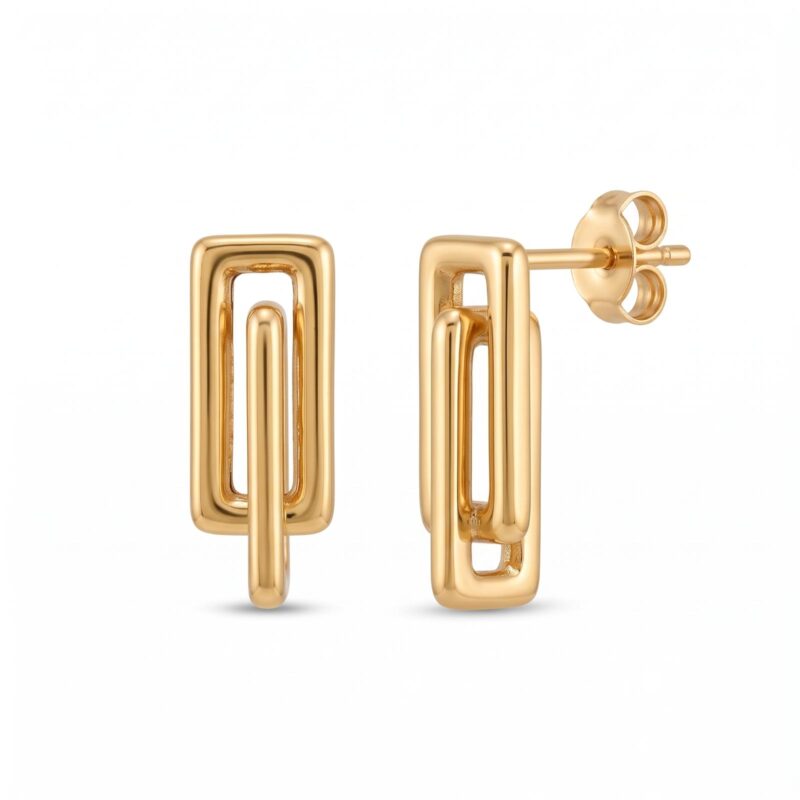 Discover the Beauty of 18K Gold Stud  Earrings at Bafleh Jewellery