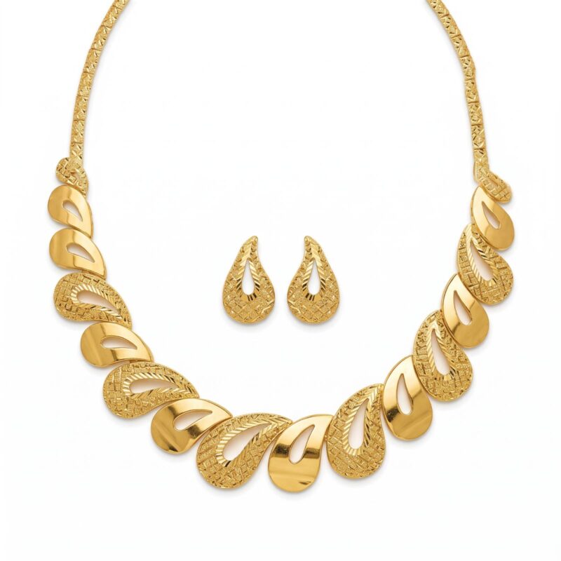 Stunning 18K Gold Necklace Set Perfectly Crafted to Add a Touch of Luxury Elegance and Sophistication to Your Jewellery Collection by Bafleh Jewellery