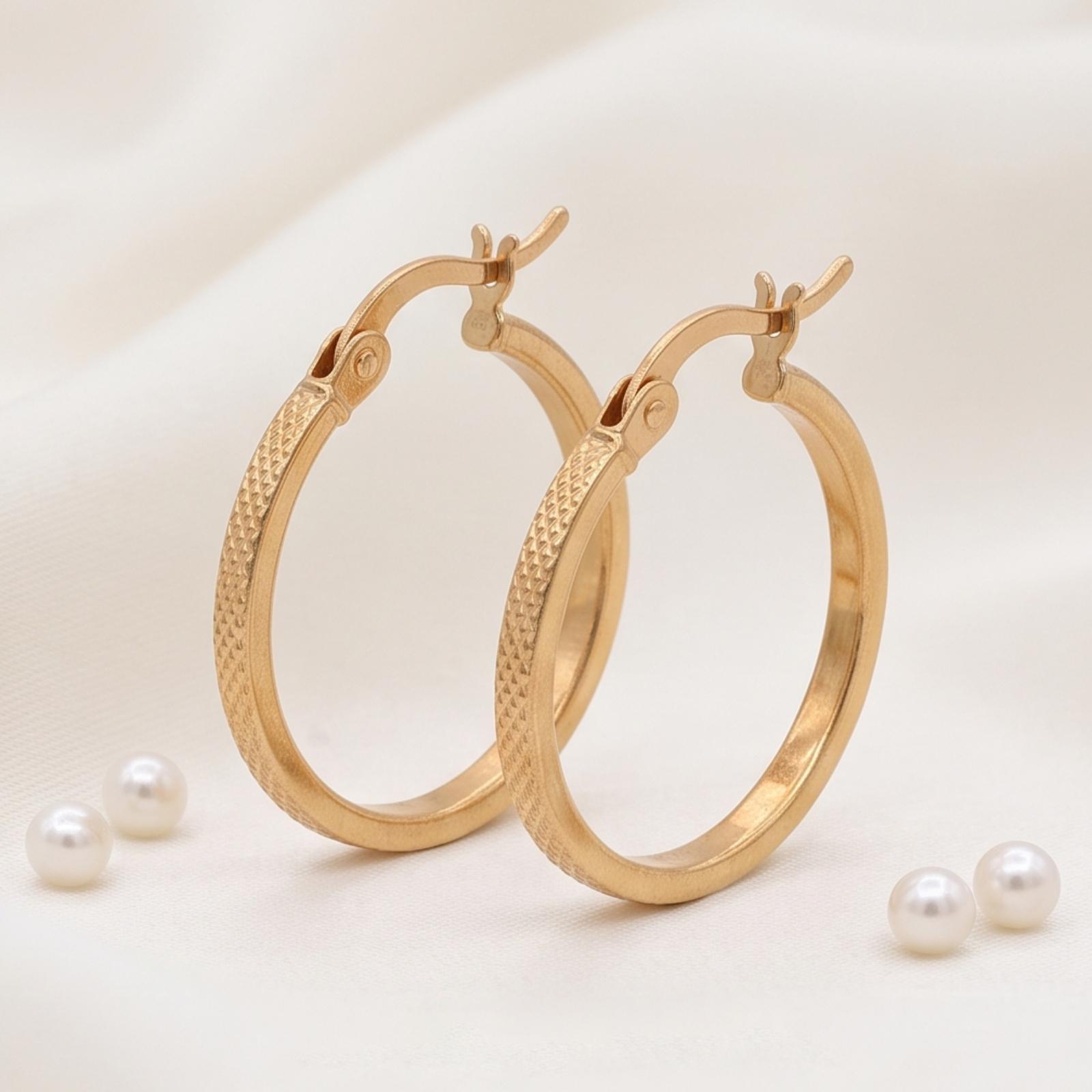 Shop Beautiful 18K Gold Earrings at Bafleh Jewellery - Image 4