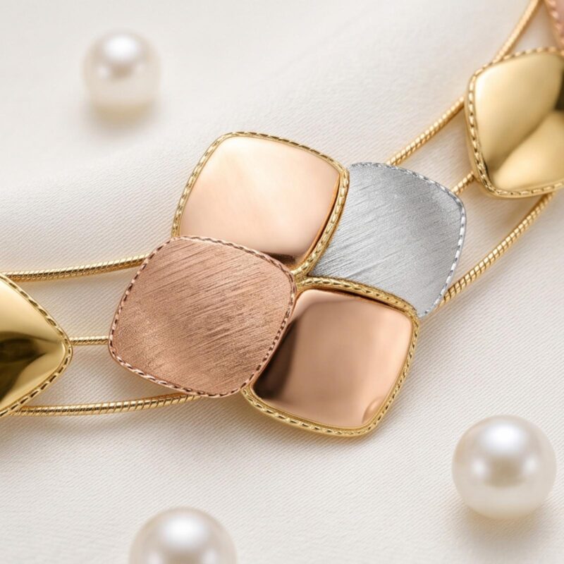 Alternative view of Exquisite 18K Gold Necklace Set Designed to Bring Grace Luxury and Radiant Elegance to Every Occasion by Bafleh Jewellery
