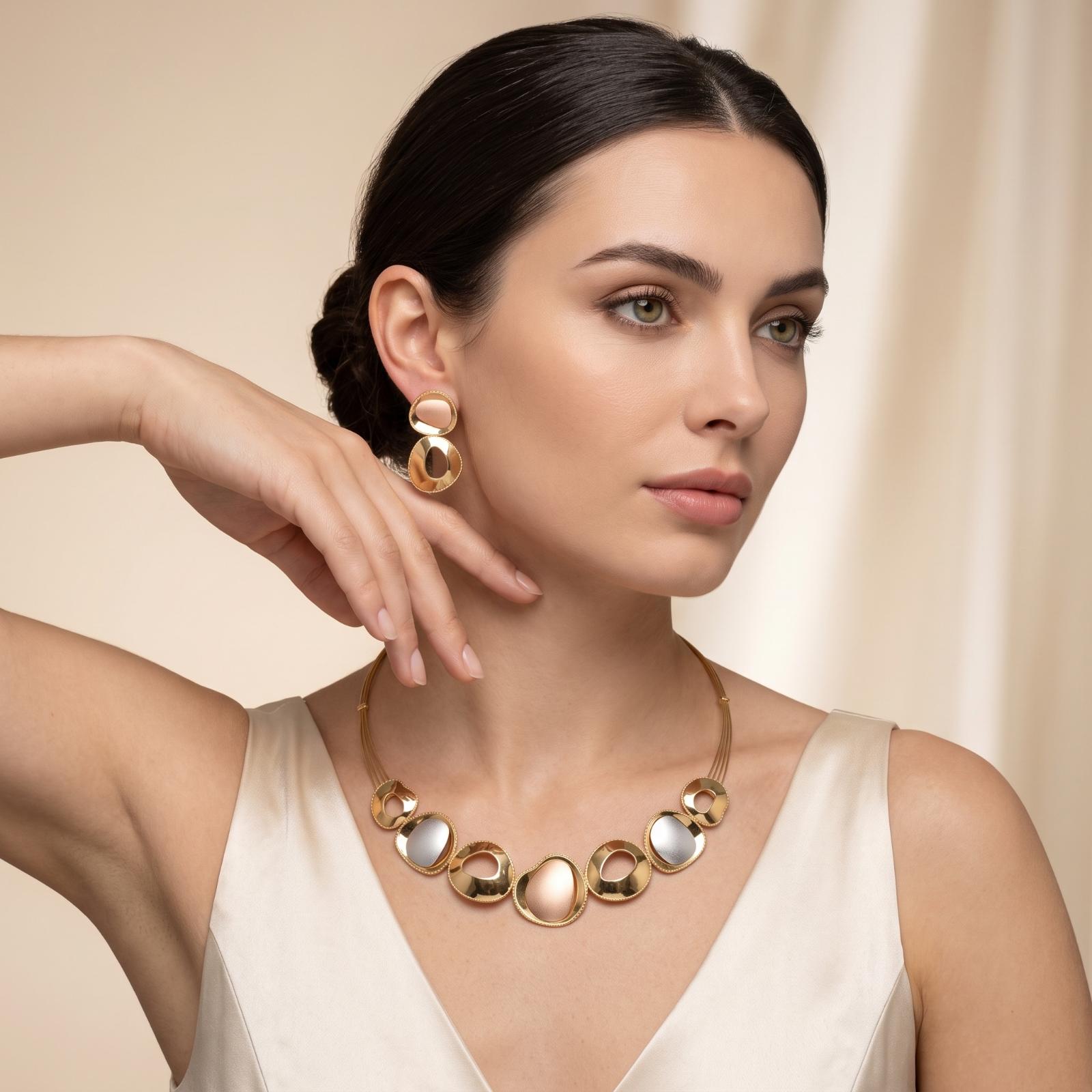 Luxury 18K Gold Necklace Set Designed with Refined Details and Elegant Craftsmanship for Every Special Celebration by Bafleh Jewellery - Image 3