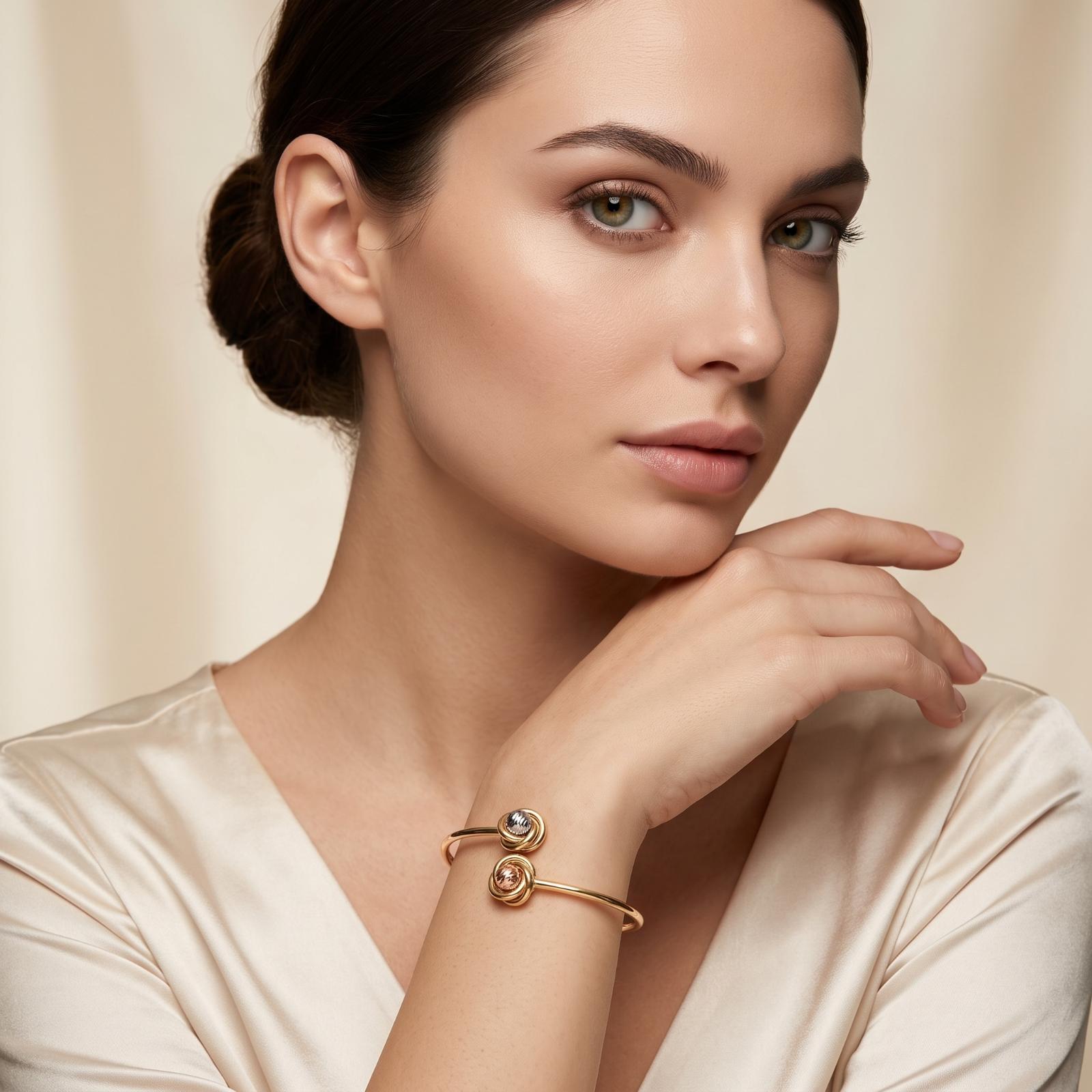 Premium 18K Gold Bangle with an Intricate Design and Luxurious Finish for a Graceful Statement - Image 3
