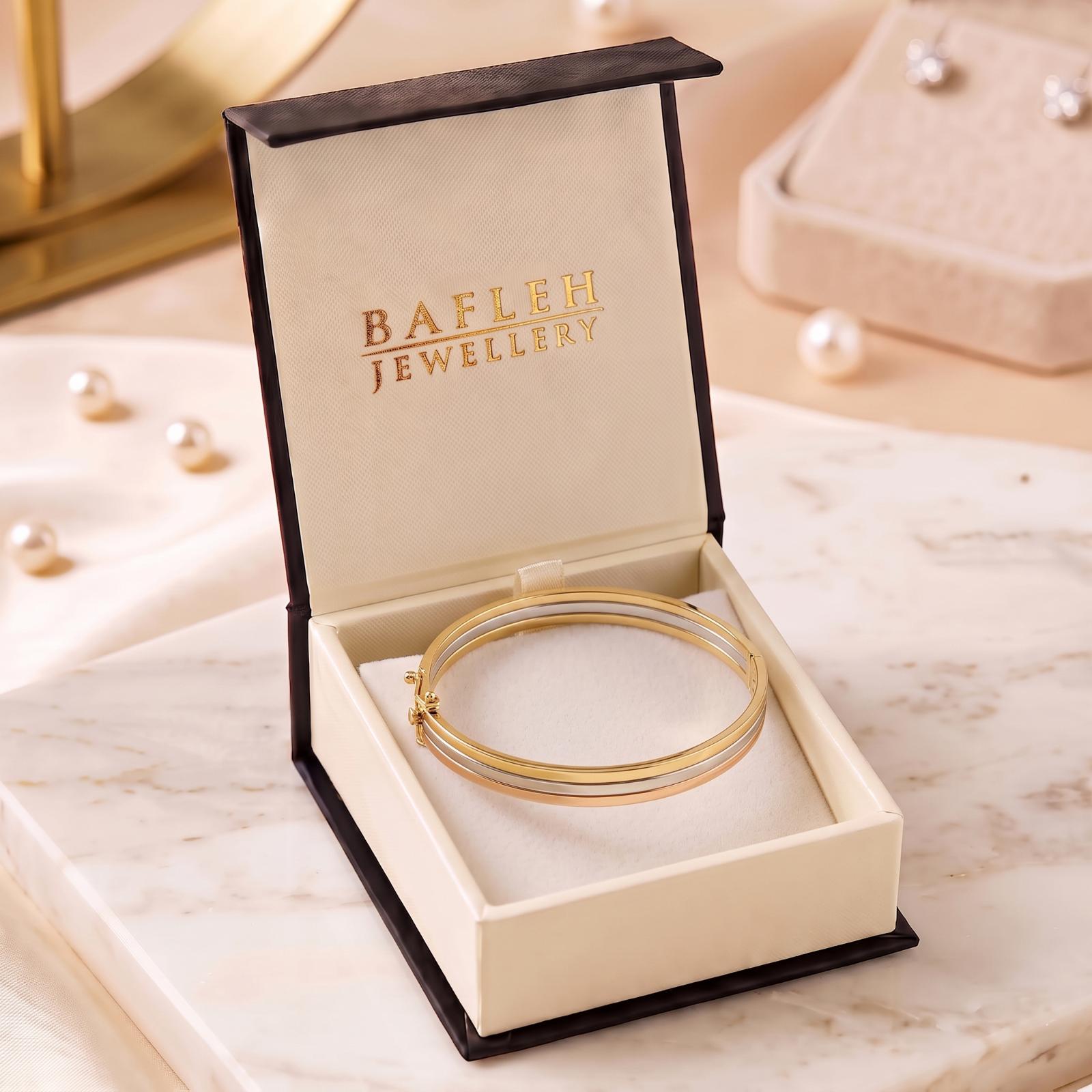 Timeless 18K Gold Bangle Showcasing Fine Craftsmanship and Elegant Gold Jewellery Design at Bafleh Jewellery - Image 5
