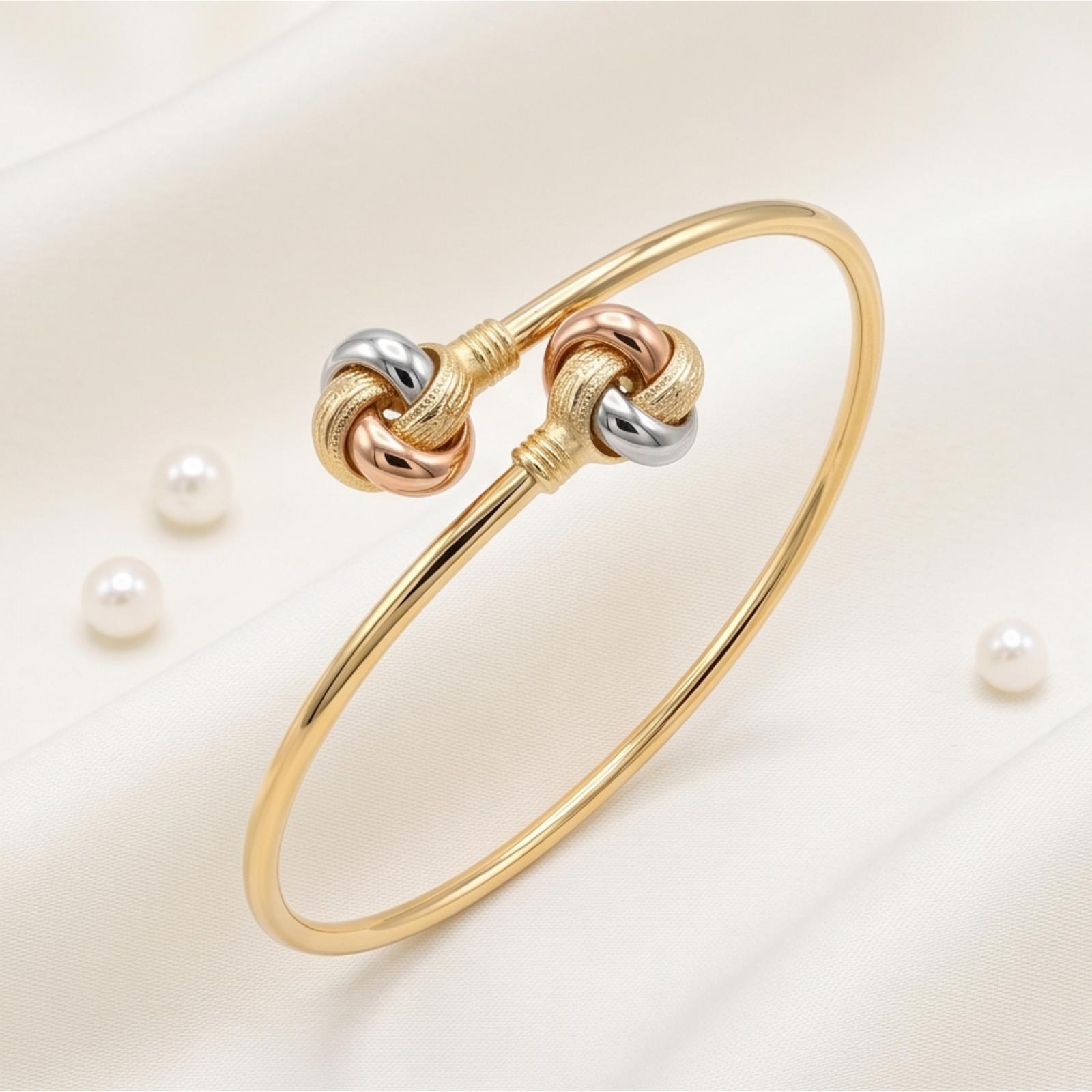 Premium 18K Gold Bangle Featuring Elegant Craftsmanship and Timeless Appeal Available at Bafleh Jewellery - Image 4