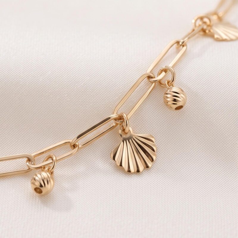 Alternative view of Beautifully Designed 18K Gold Necklaces for Women with Elegant Finishing at Bafleh Jewellery Dubai