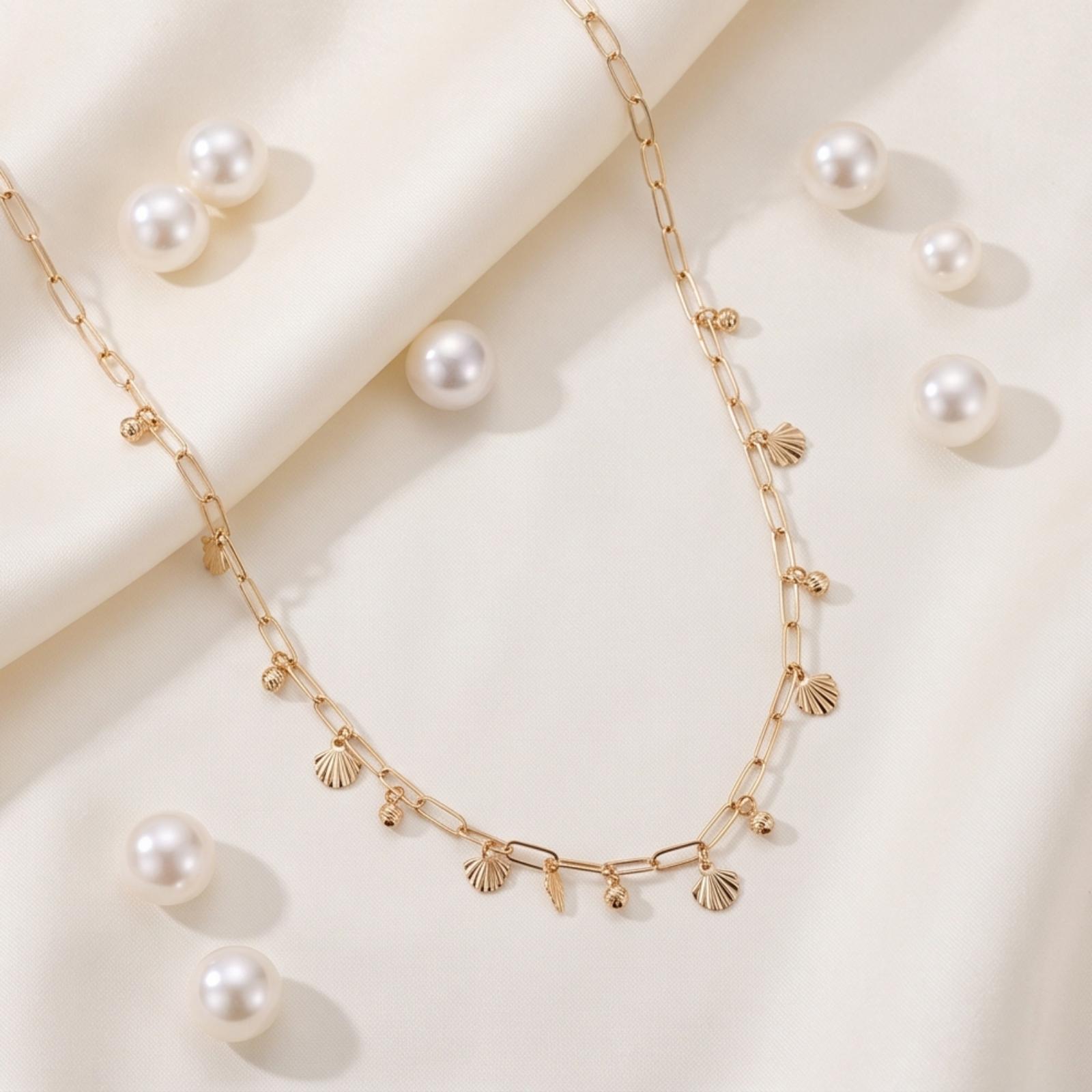 Beautifully Designed 18K Gold Necklaces for Women with Elegant Finishing at Bafleh Jewellery Dubai - Image 4