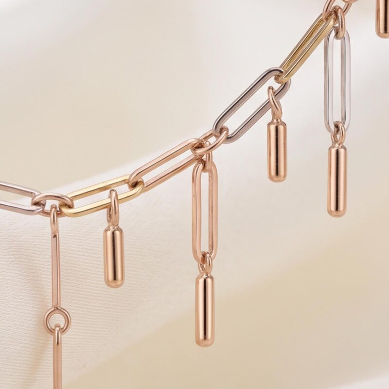 Alternative view of Discover Beautiful 18K Gold Necklaces Crafted with Timeless Elegance at Bafleh Jewellery