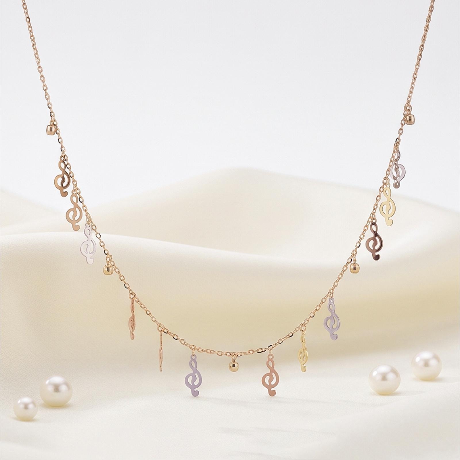 Exquisite 18K Gold Necklaces for Women Crafted to Complement Your Personal Jewellery Collection at Bafleh Jewellery - Image 5