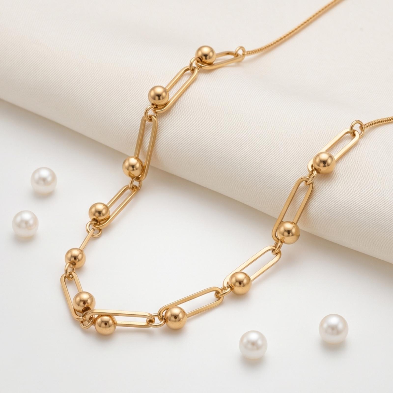 Premium 18K Gold Necklace for Women Crafted with Elegant Details and Timeless Luxury by Bafleh Jewellery - Image 4
