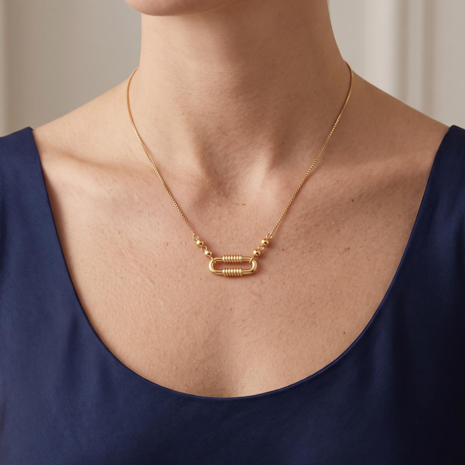 Luxury 18K Gold Necklace Collection Featuring Beautiful Designs and Refined Gold Craftsmanship at Bafleh Jewellery - Image 3
