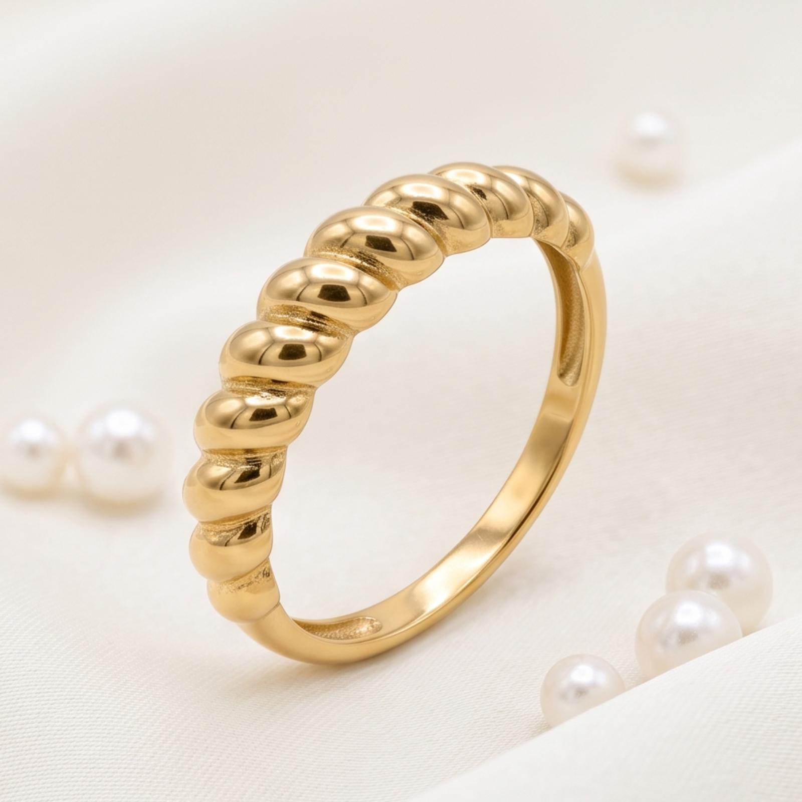 Premium 18K Gold Ring Featuring Elegant Detailing and Contemporary Jewellery Design Available at Bafleh Jewellery - Image 4