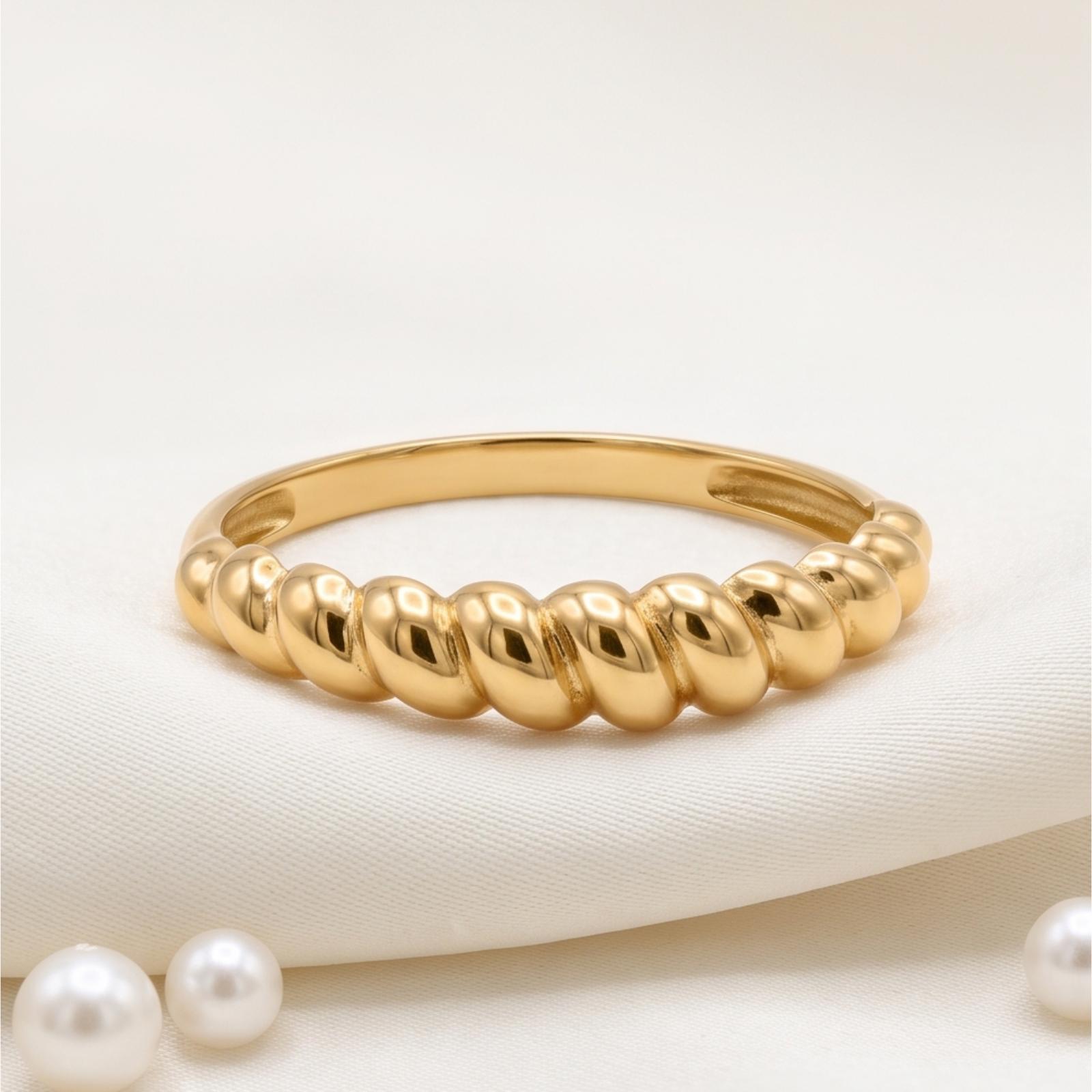 Premium 18K Gold Ring Featuring Elegant Detailing and Contemporary Jewellery Design Available at Bafleh Jewellery - Image 5