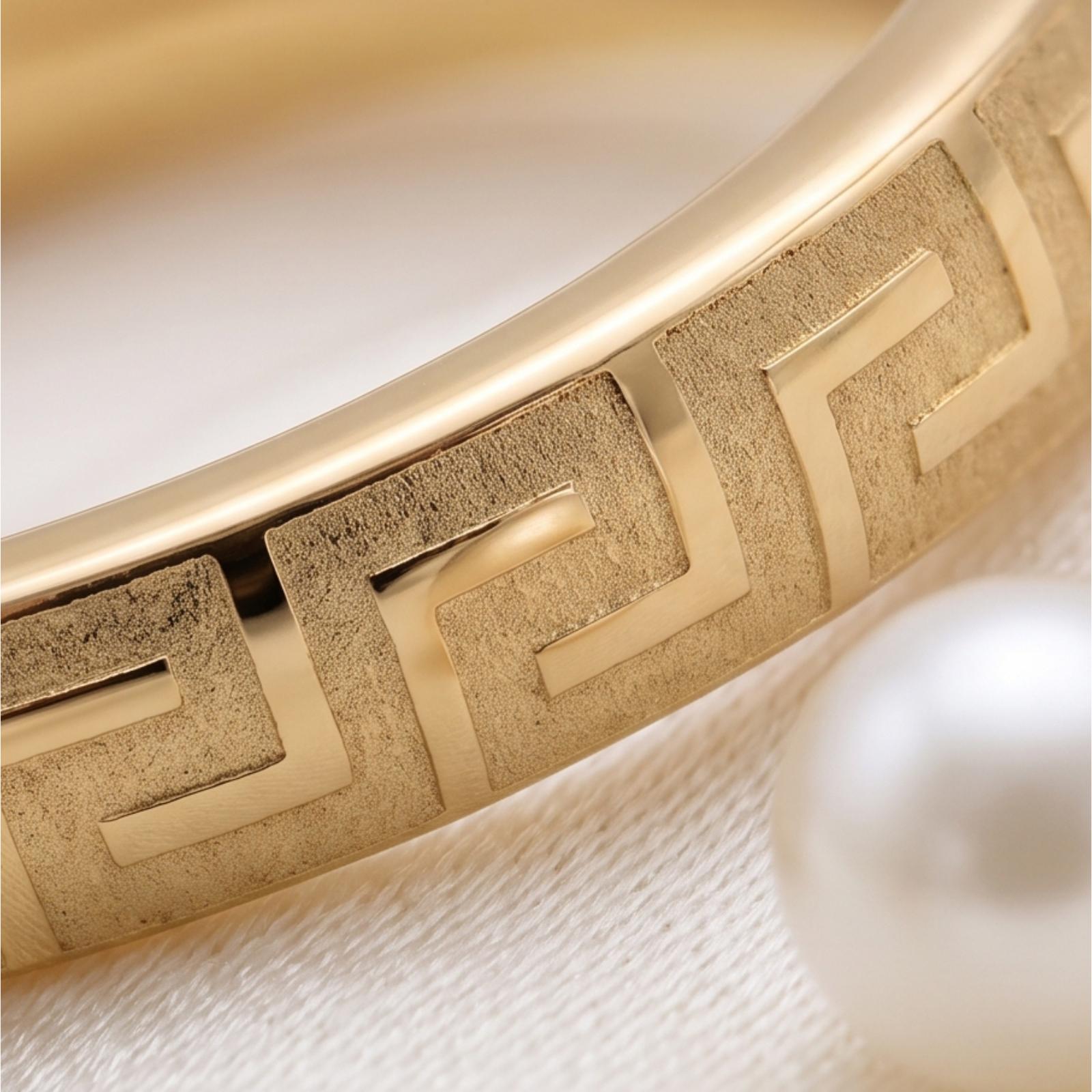 Elegant 18K Gold Ring Crafted with Timeless Beauty and Sophisticated Design Available at Bafleh Jewellery - Image 2
