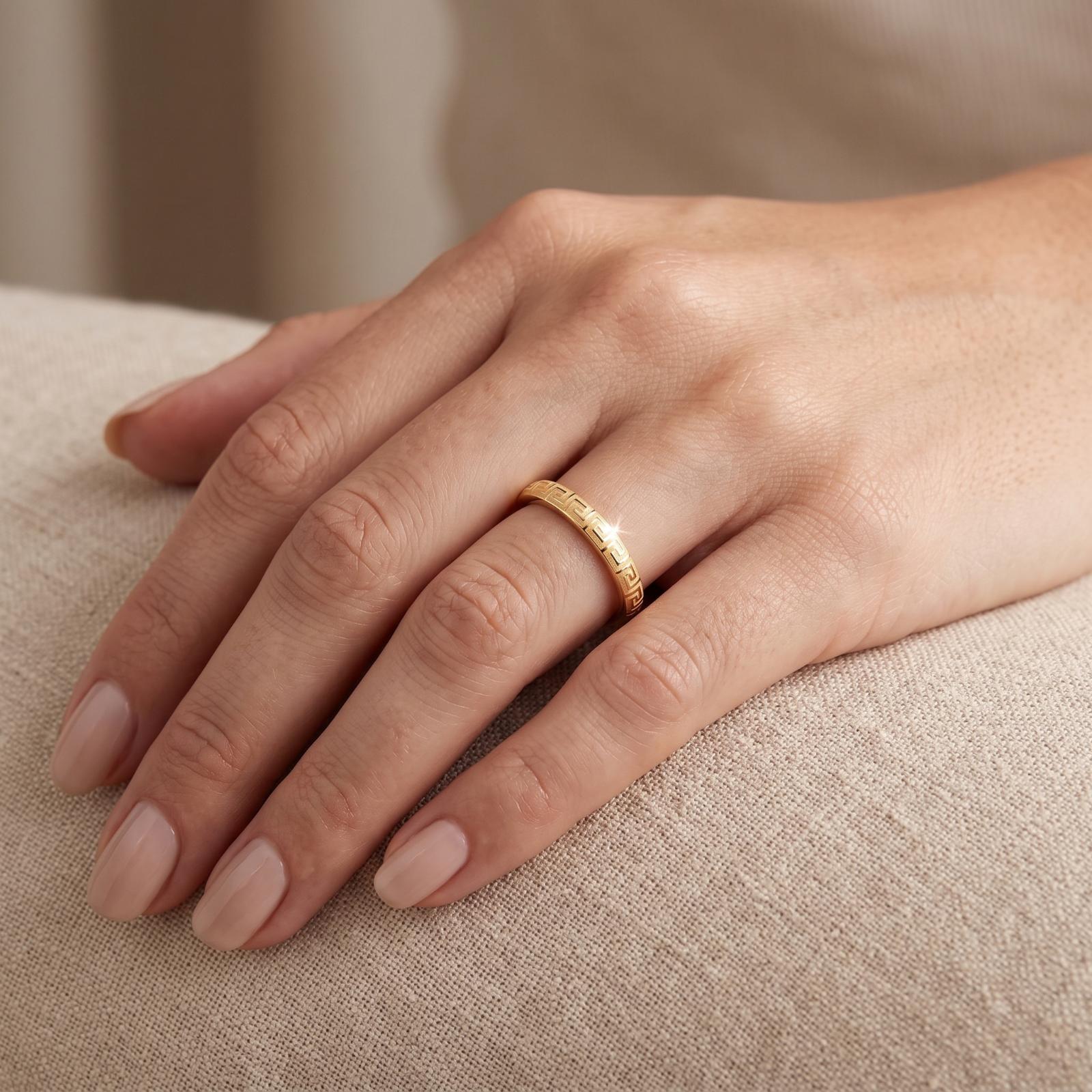 Elegant 18K Gold Ring Crafted with Timeless Beauty and Sophisticated Design Available at Bafleh Jewellery - Image 3