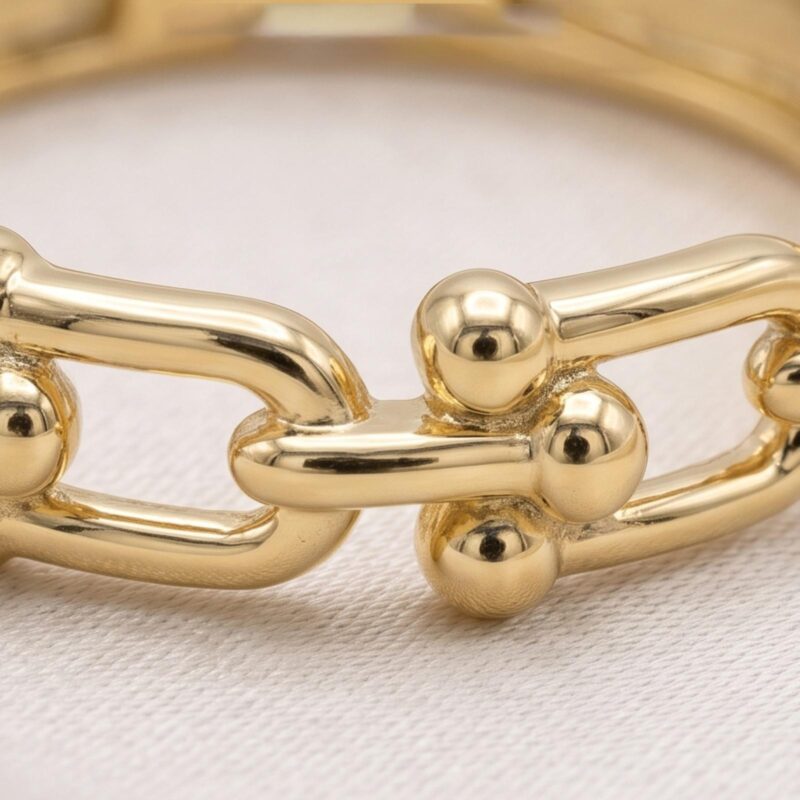 Alternative view of Luxury 18K Gold Ring Showcasing Fine Craftsmanship and Elegant Style for Modern Jewellery Lovers at Bafleh Jewellery