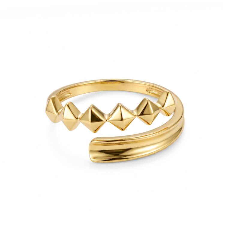 Timeless 18K Gold Ring Designed to Complement Your Personal Style with Grace and Luxurious Golden Radiance at Bafleh Jewellery