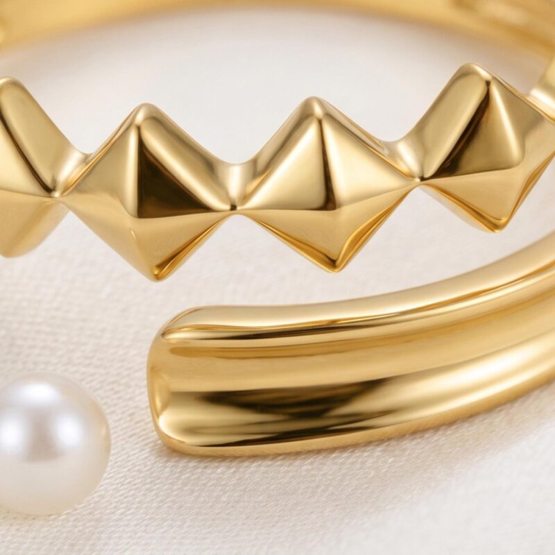 Alternative view of Timeless 18K Gold Ring Designed to Complement Your Personal Style with Grace and Luxurious Golden Radiance at Bafleh Jewellery