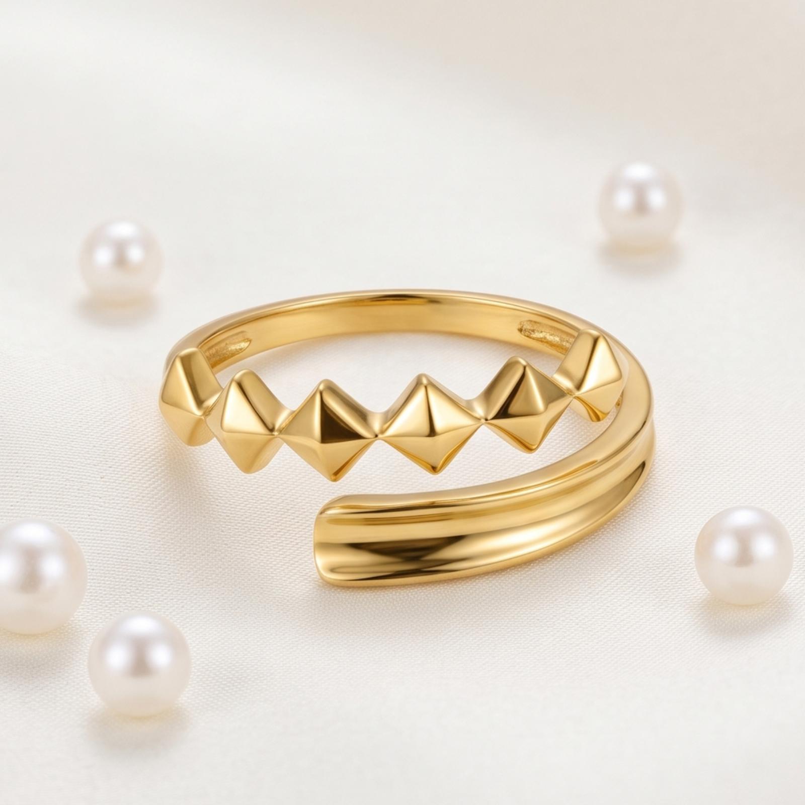 Timeless 18K Gold Ring Designed to Complement Your Personal Style with Grace and Luxurious Golden Radiance at Bafleh Jewellery - Image 4