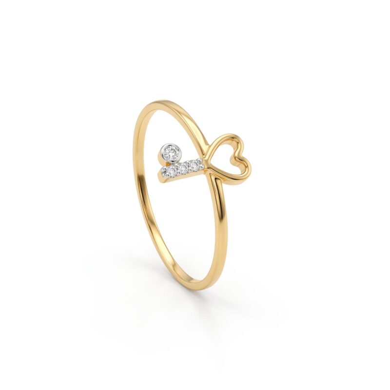 Elegant Lightweight 18K Gold Natural Diamond Ring For Everyday Luxury