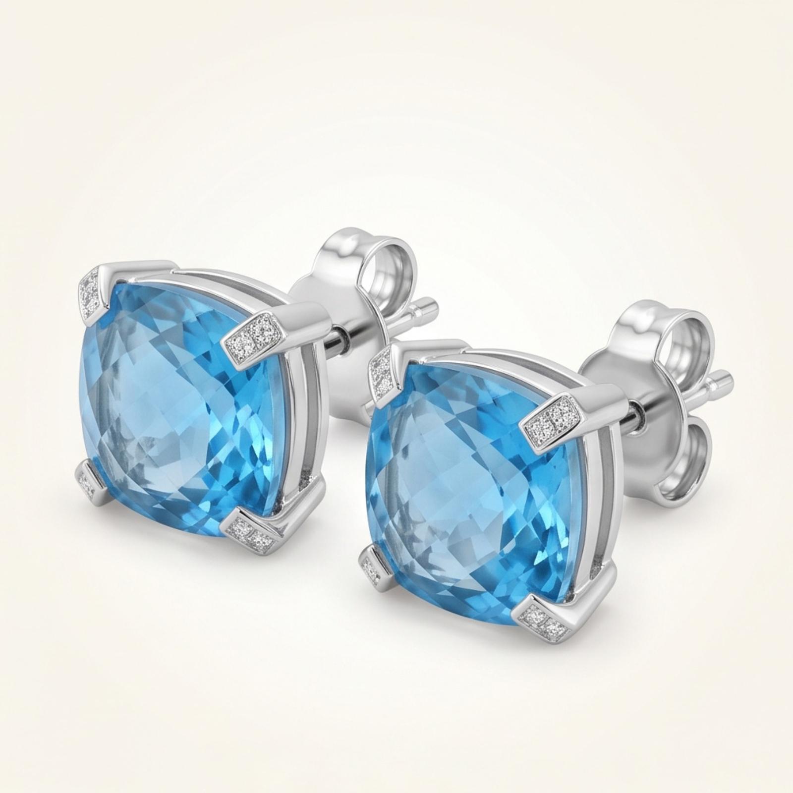 Elegant Natural Diamond Earrings in 18K Gold - Image 4