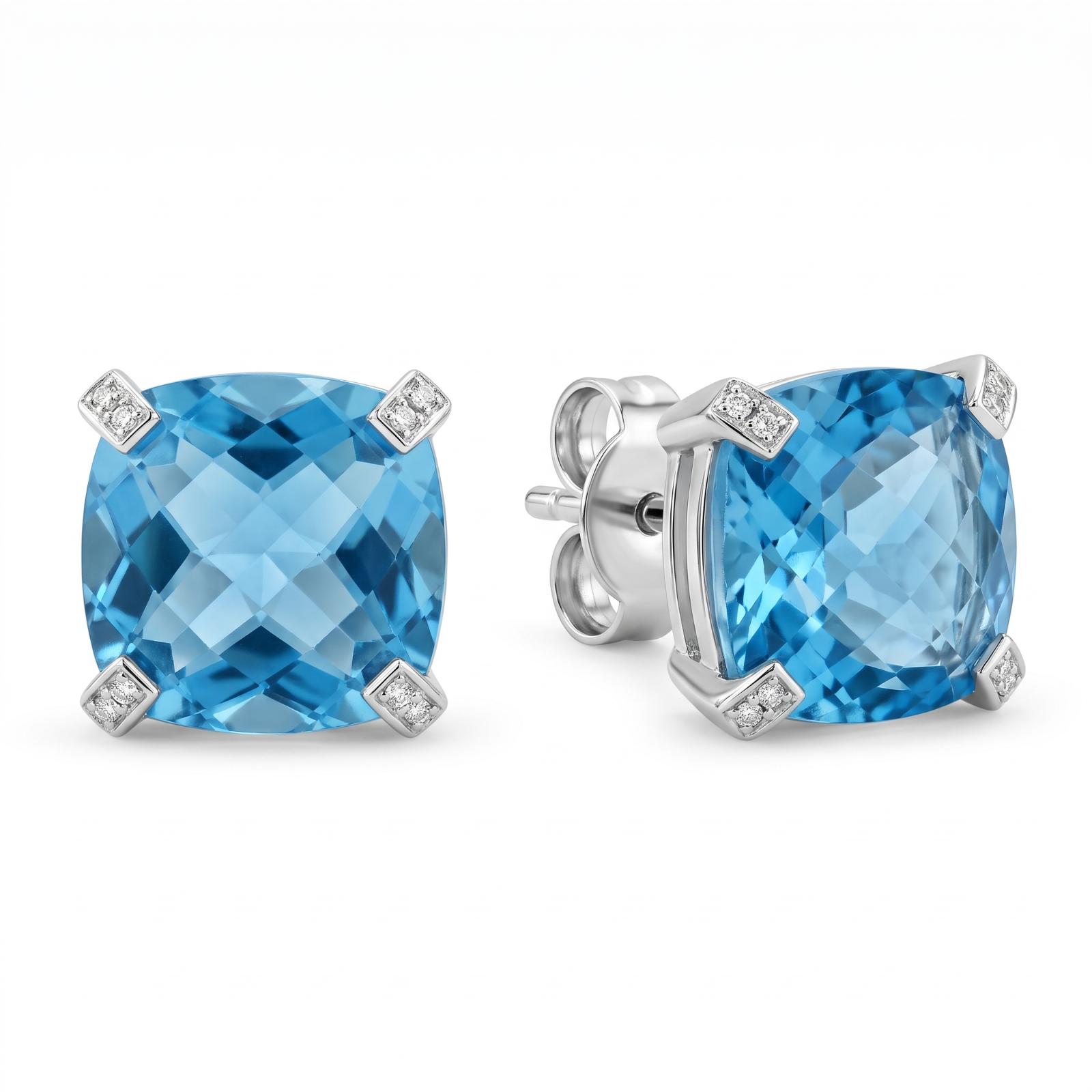 Elegant Natural Diamond Earrings in 18K Gold