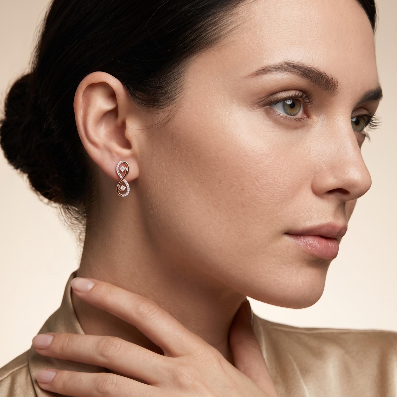 Buy 18K Gold Diamond Earrings Online - Image 3