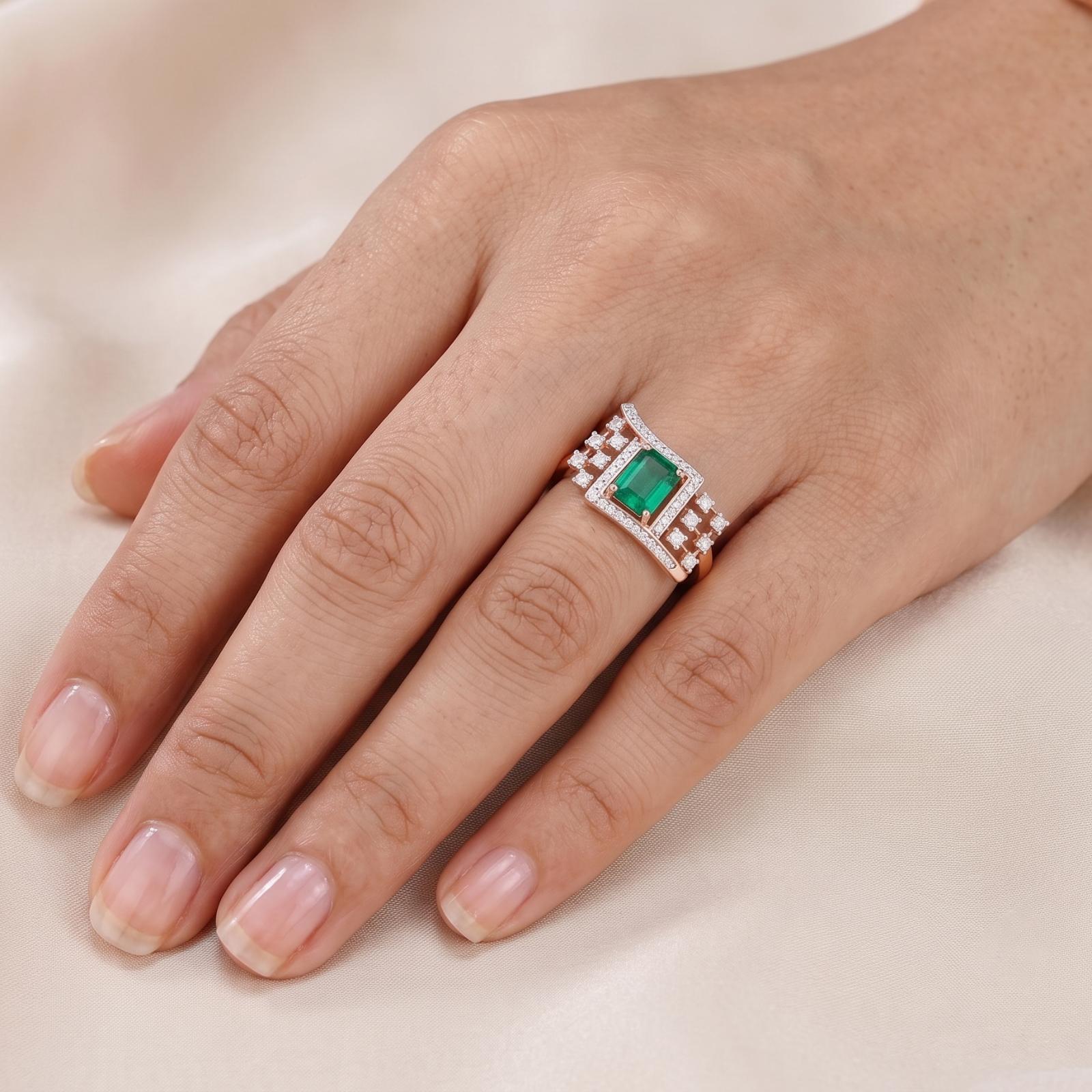 Luxury Natural Emerald & Diamond Ring 18K Gold - Image 3