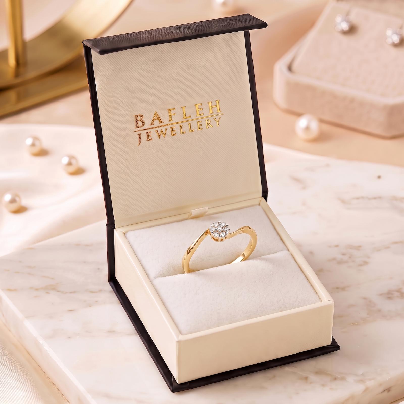 18K Gold Diamond Ring for Lasting Elegance - Image 6