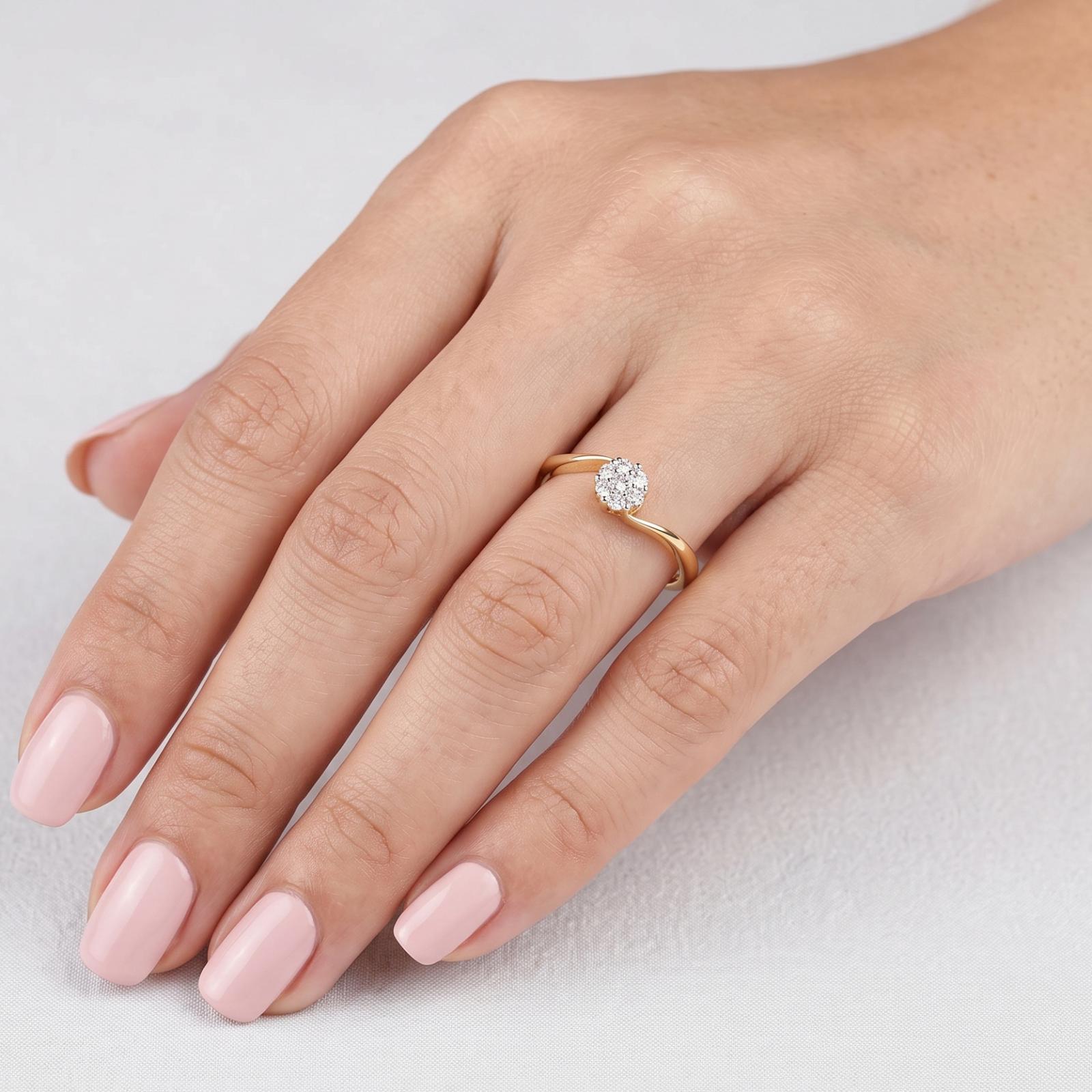 18K Gold Diamond Ring for Lasting Elegance - Image 5