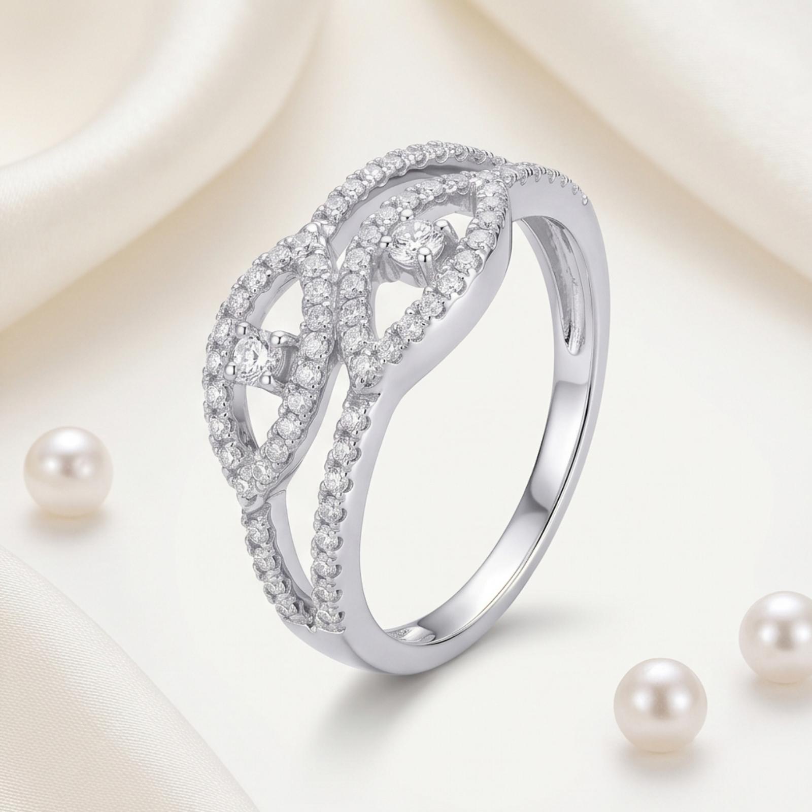 18K Gold Diamond Ring for Special Moments - Image 3